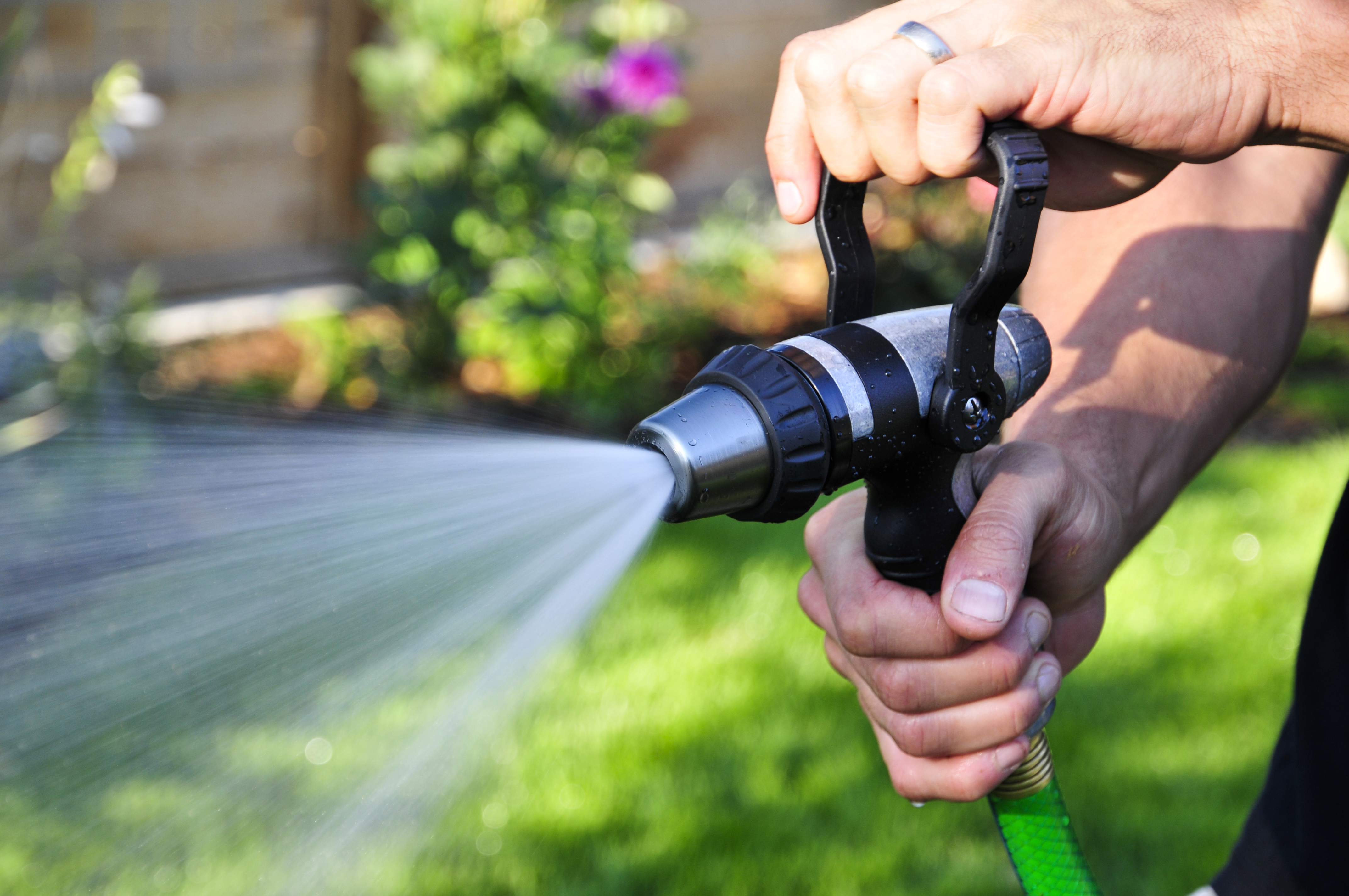 How to water your garden Yardsmith®